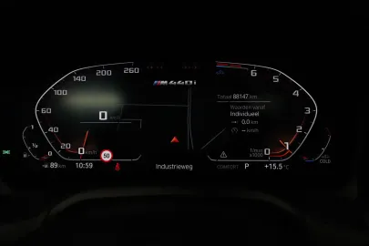 Car image 27