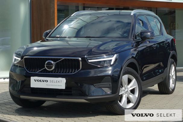 Volvo XC40 AWD 145 kW image number 1