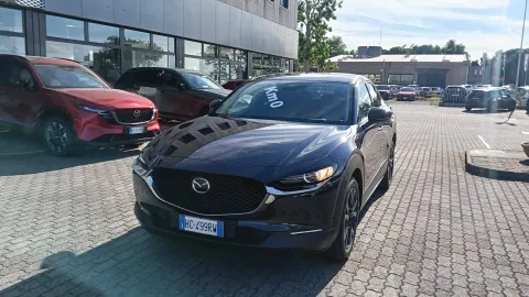 Car image 2