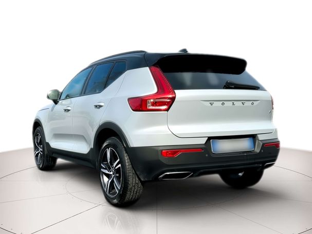 Volvo XC40 T3 120 kW image number 4