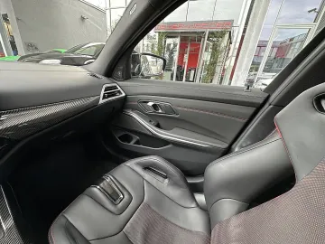 Car image 48