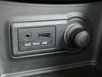 Car image 24