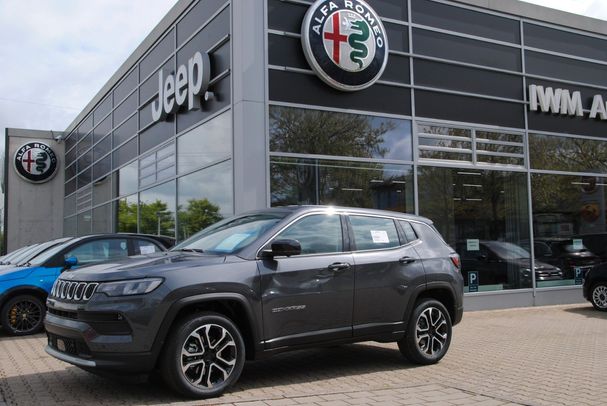 Jeep Compass 1.5 T4 e-Hybrid Altitude DCT 96 kW image number 1