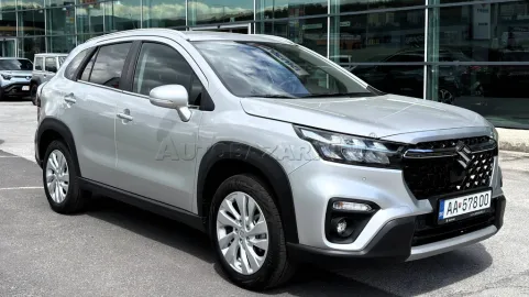 Car image 3