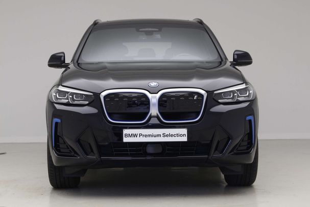 BMW iX3 M Sport 210 kW image number 3