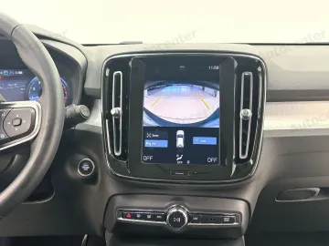 Car image 27