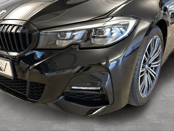 BMW 318i M Sport 115 kW image number 9