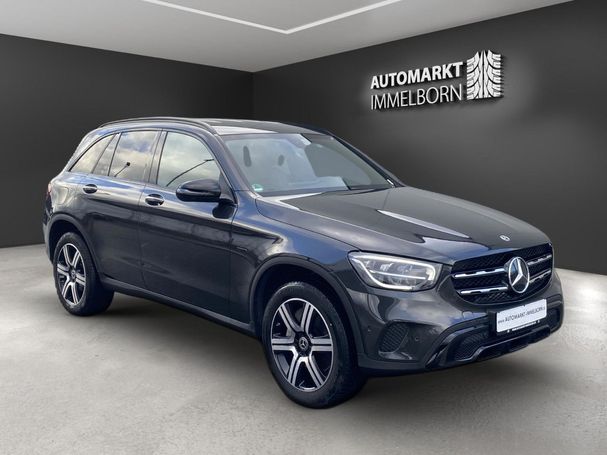 Mercedes-Benz GLC 300 e 235 kW image number 2