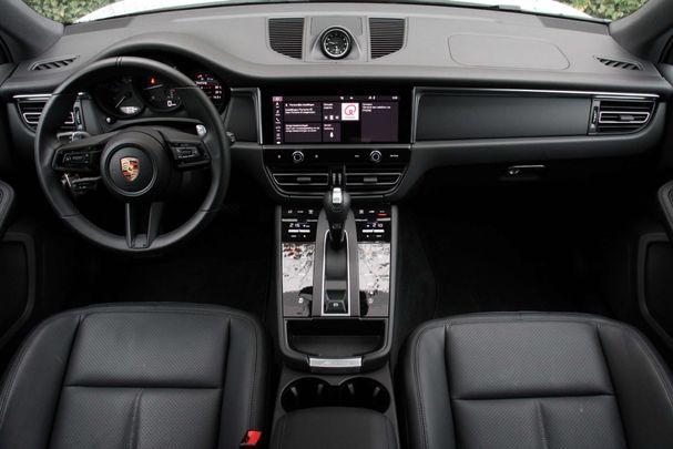 Porsche Macan Turbo 196 kW image number 4