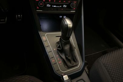 Car image 39