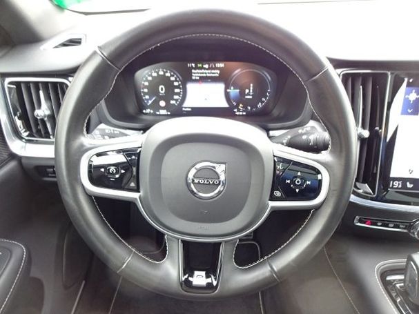 Volvo V60 T8 R Design AWD 288 kW image number 14