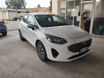 Car image 2