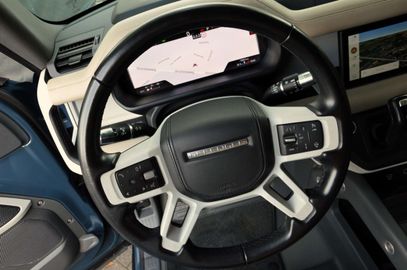 Car image 33