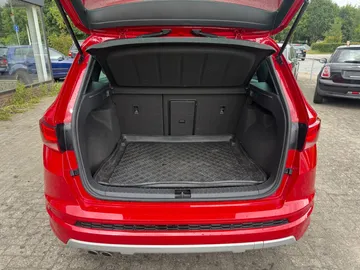 Car image 24
