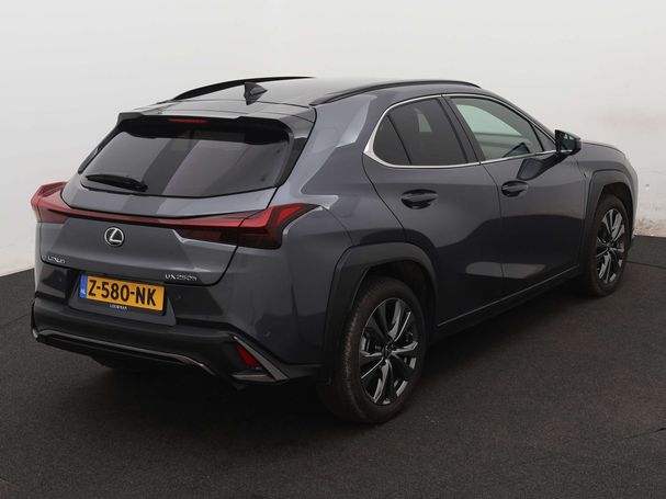 Lexus UX 250h 135 kW image number 17