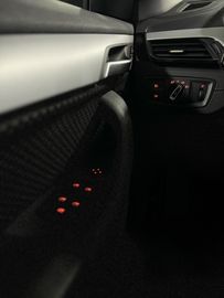 Car image 39