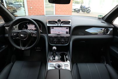 Car image 22