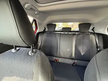 Car image 31