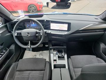 Car image 28