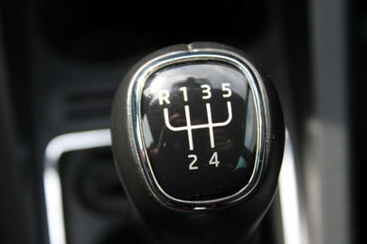 Car image 22