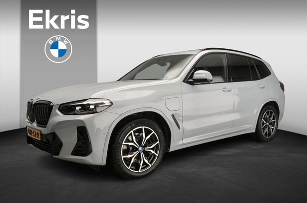 BMW X3 xDrive30e 215 kW image number 1