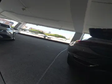 Car image 31