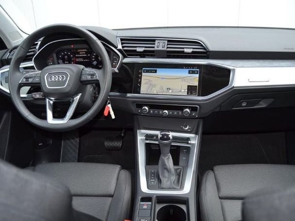 Audi Q3 35 TFSI S tronic Advanced 110 kW image number 7