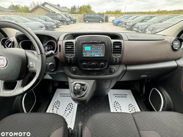 Car image 36