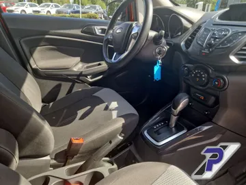 Car image 26