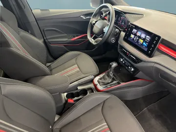 Car image 20