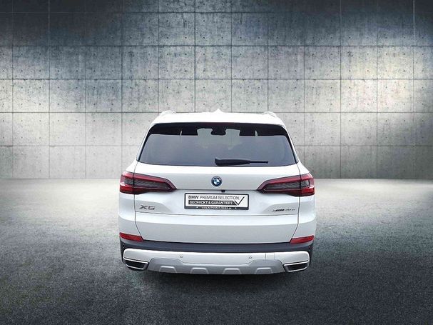 BMW X5 45e xDrive 290 kW image number 6