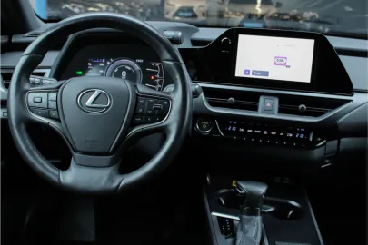 Car image 48