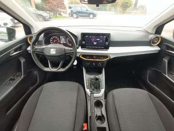 Car image 11