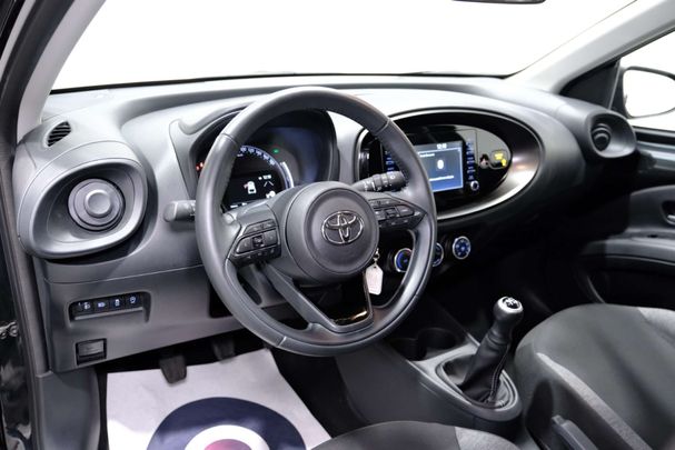 Toyota Aygo X 1.0 VVT-i 53 kW image number 5