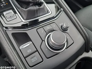Car image 34