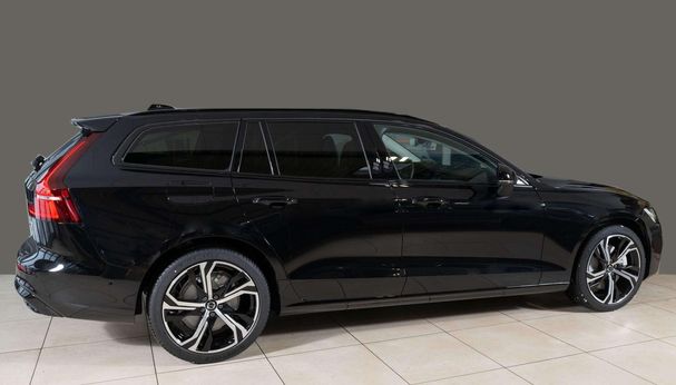 Volvo V60 B4 Ultimate 145 kW image number 8