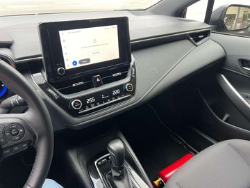 Car image 15