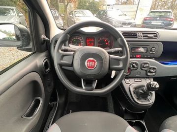 Car image 12