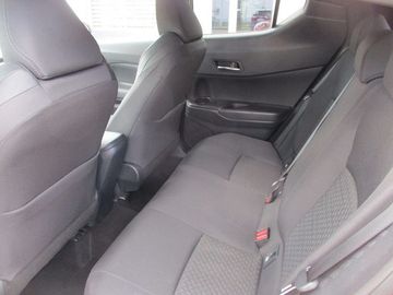 Car image 11