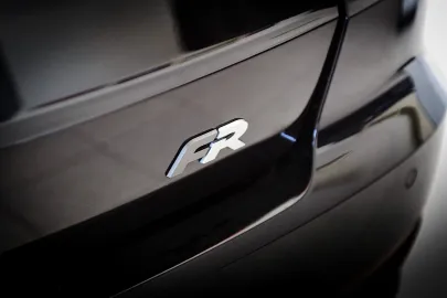 Car image 25