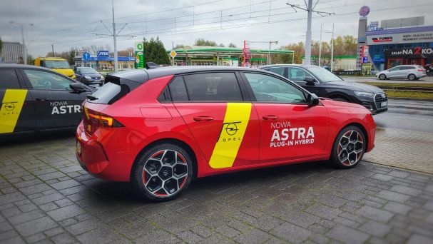 Opel Astra 133 kW image number 27