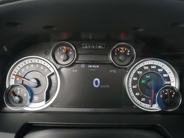 Car image 33