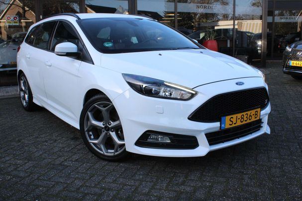 Ford Focus 2.0 ST 185 kW image number 30