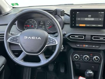 Car image 31