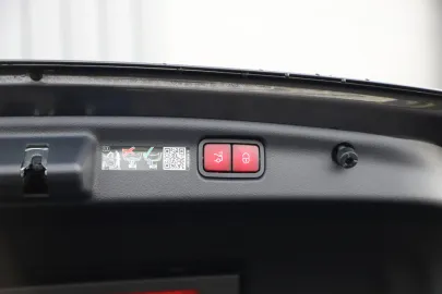 Car image 39