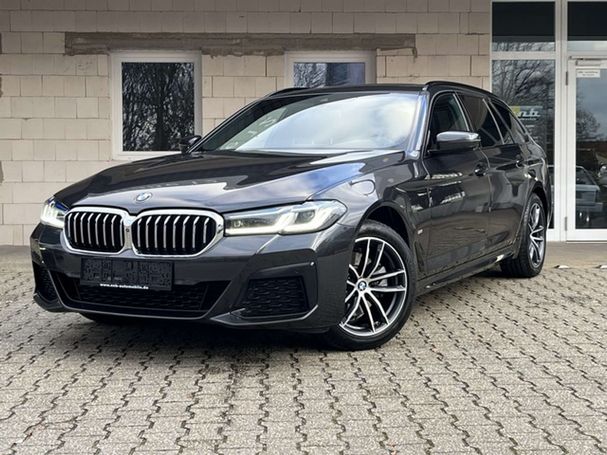 BMW 520d xDrive 140 kW image number 1