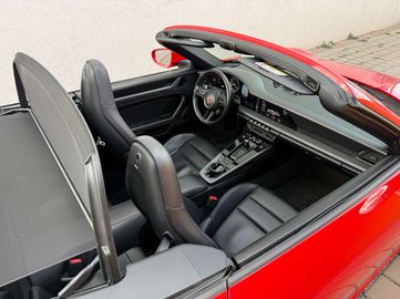 Car image 36