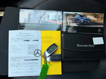 Car image 34