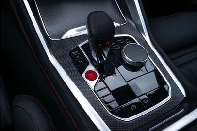 Car image 37