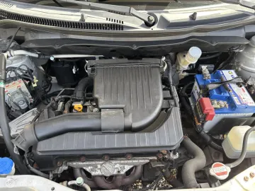 Car image 40